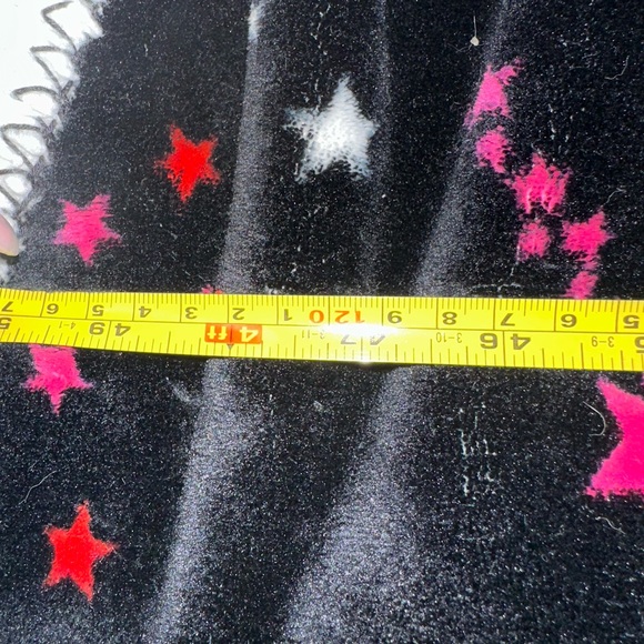 Victoria’s Secret Sherpa Star Sherpa blanket - Picture 4 of 4